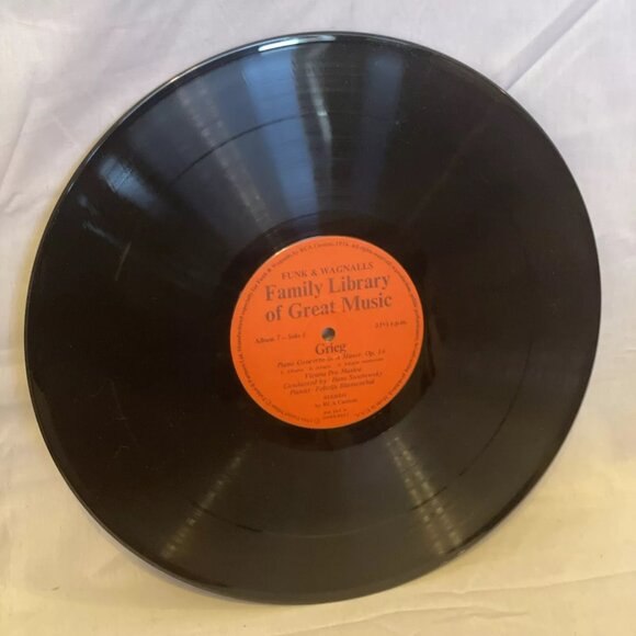 Piano Concerto In A Minor Peer Gynt Suite No. 1 (Vinyl, 1976) RCA Custom FW-307 - Picture 6 of 9